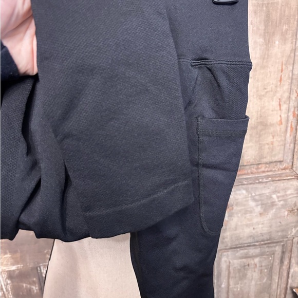 Black athletic compression leggings small - Picture 4 of 4